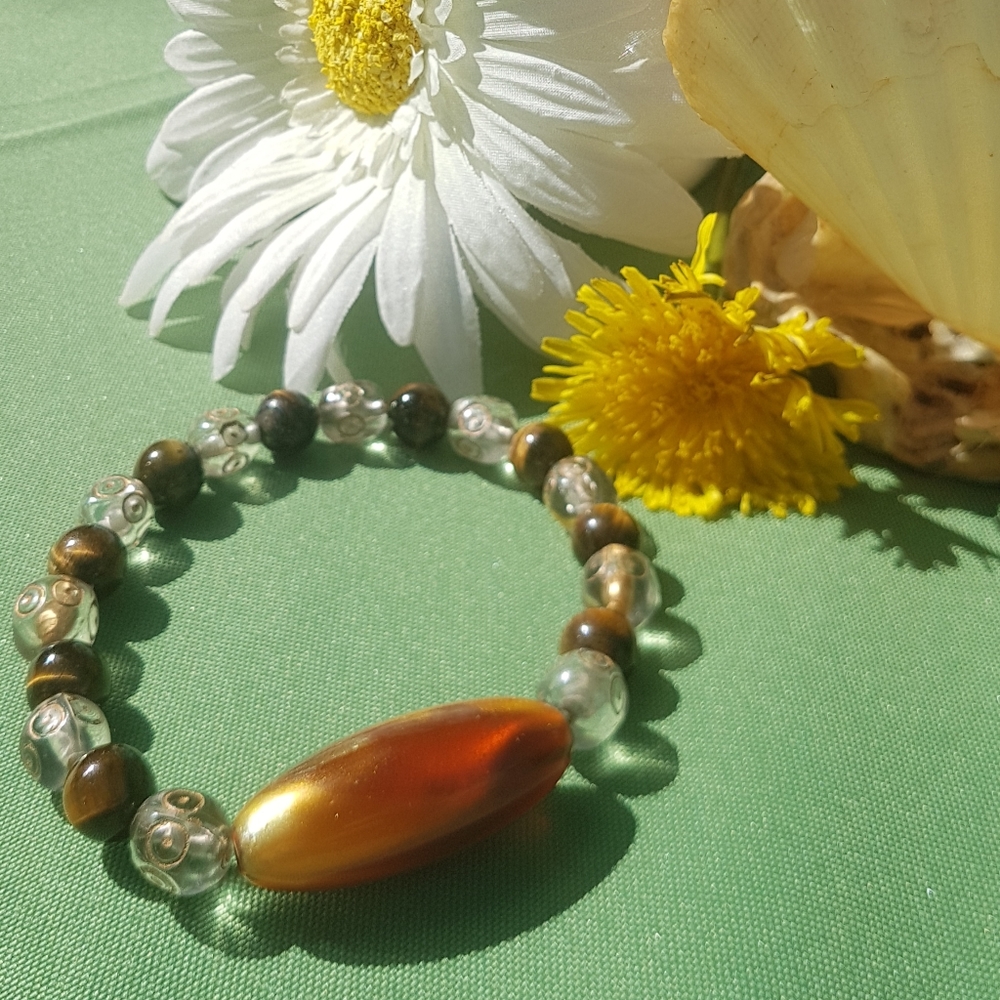 π― Tiger Eye Earth Rune Bracelet - Picture 9 of 10